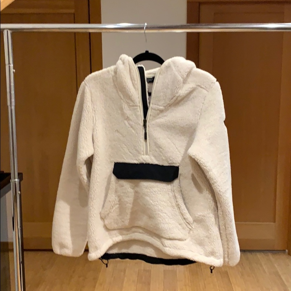 Northface sweater